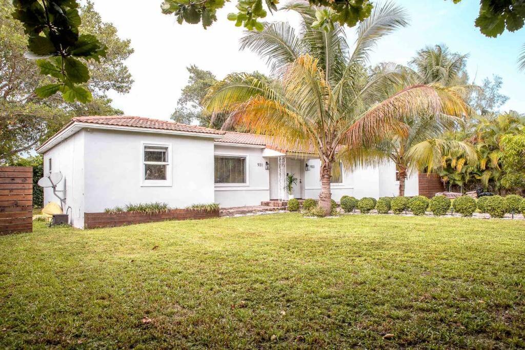 House With Pool, 10 Mins Drive To The Beach! Villa Miami Shores Esterno foto