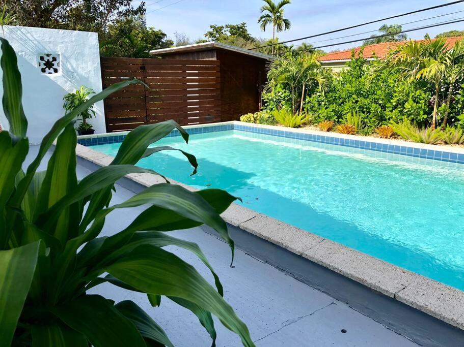 House With Pool, 10 Mins Drive To The Beach! Villa Miami Shores Esterno foto