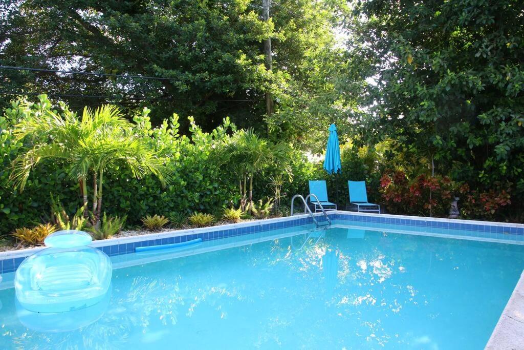 House With Pool, 10 Mins Drive To The Beach! Villa Miami Shores Esterno foto